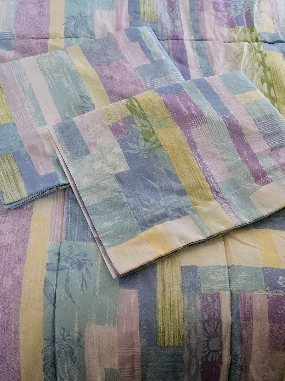 JCP HOME COLLECTION 3-Piece Pastel Patchwork Full Size Comforter Set